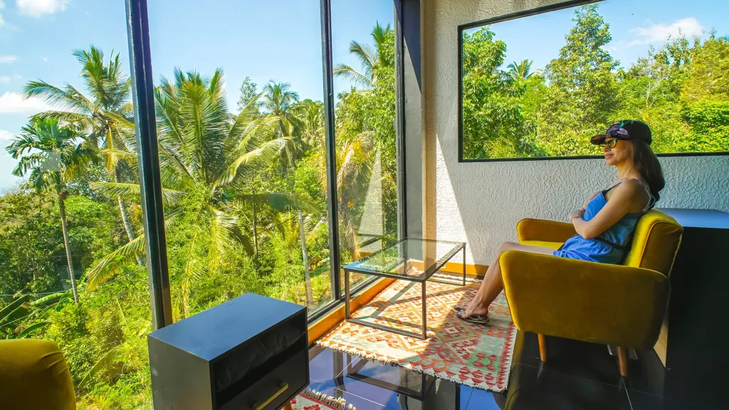 3 Jungle and Ocean View Dining Lounge - Ijen Villas by Comfy Villas - BG Coffee