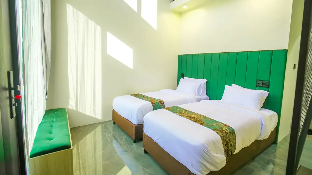 Flexible Twin Bedroom – Ijen Villas by Comfy Villas