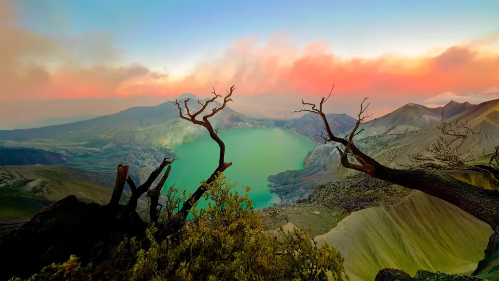 Ijen Volcano Banyuwagni